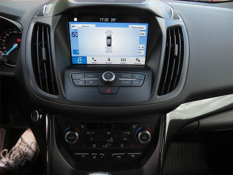Ford Kuga (2018) ST-Line 1.5 EcoBoost, 4X4 - fotka 12 z 17