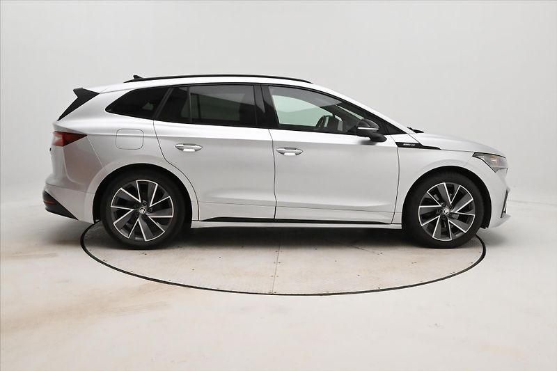 Škoda Enyaq iV BEV 60 132kW SportPlus Záru - fotka 4 z 28