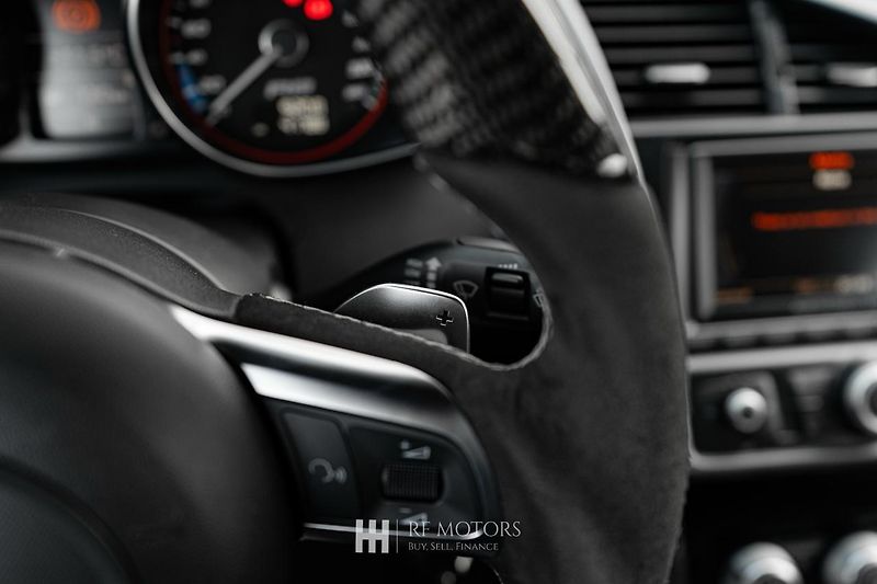 Audi R8 (2010) R8 5.2 V10 quattro 386kW - fotka 40 z 46
