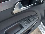 Volkswagen Touran (2013) 1.4 TSi, Comfortline - náhled 13