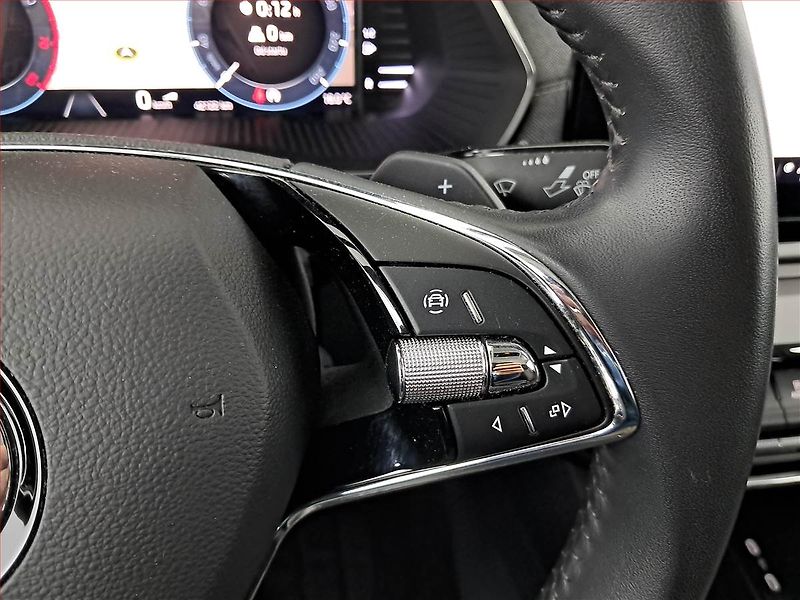 Škoda Octavia (2023) Style 1.5 TSI e-tec - fotka 20 z 22