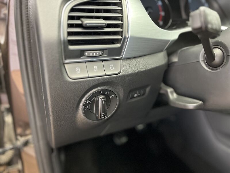 Škoda Fabia 1.2 TSI 81kW Ambition - fotka 13 z 29