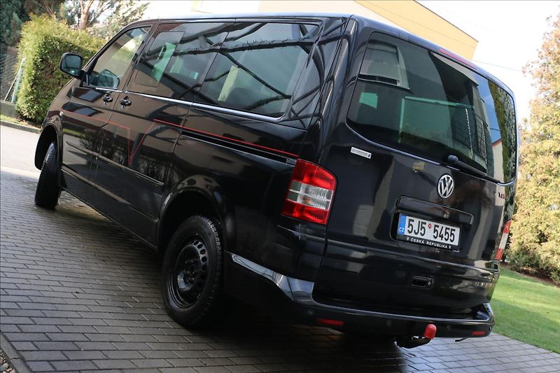 Volkswagen Multivan 2,5 TDi, Tažné , Klima - fotka 11 z 40