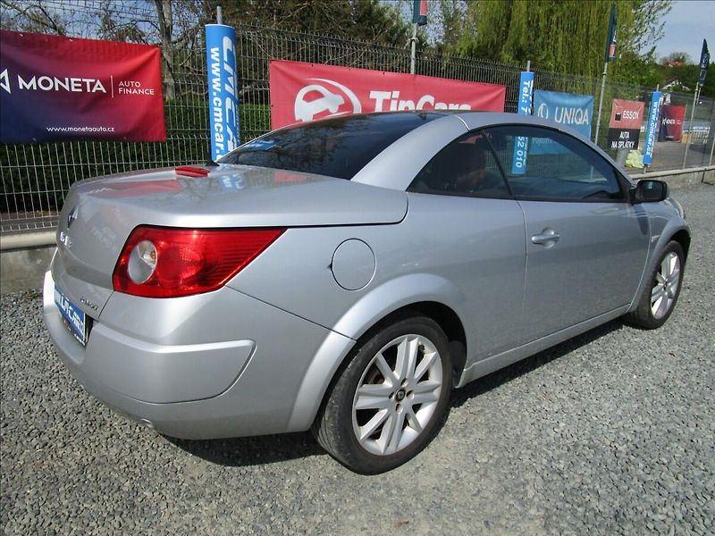 Renault Mégane 2.0T 16V, Cabrio - fotka 32 z 47