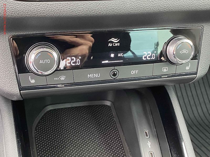 Škoda Scala (2022) 1.5 TSi, 1.maj,ČR, Style, LED - fotka 13 z 16