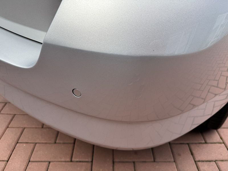 Škoda Fabia (2016) 1.2TSi Joy Navi Digi Klima - fotka 39 z 48