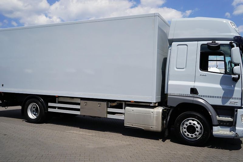 DAF CF (2017) 290 / ACC / EURO 6 / IZOTERMA  - fotka 34 z 58