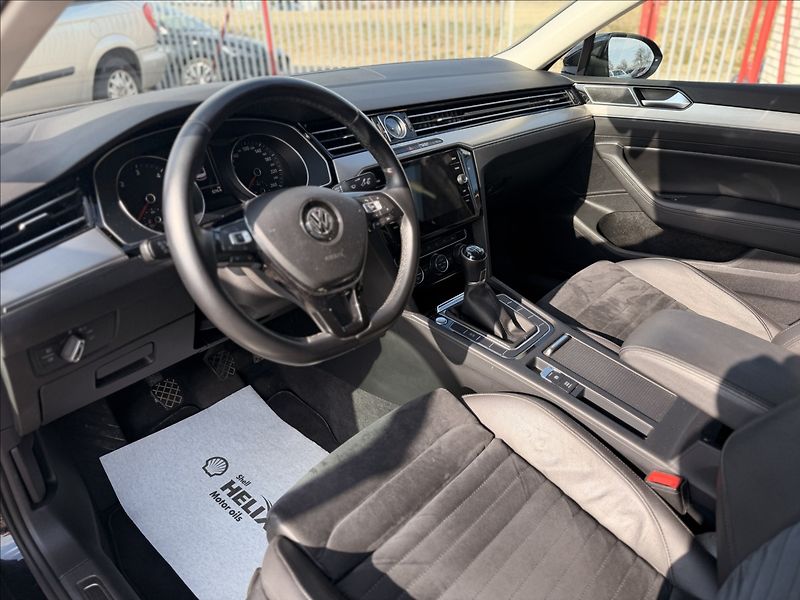 Volkswagen Passat 2,0 110kW R-LINE 93tKm ČR DPH - fotka 16 z 41