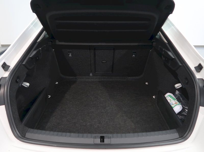 Škoda Octavia (2023) STYLE 1.5TSI e-TEC 110KW DSG - fotka 34 z 35