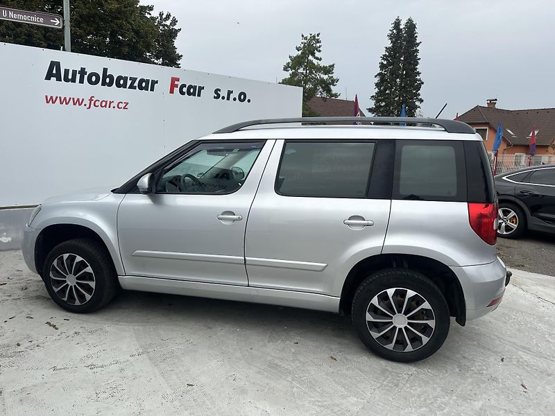 Škoda Yeti (2013) 1.4 TSI 90kW, ser.knížka - fotka 10 z 29
