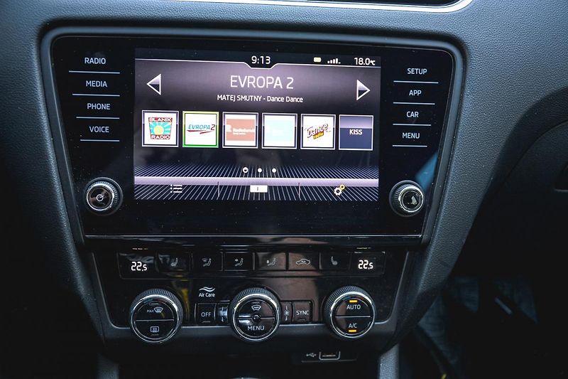 Škoda Octavia Combi 1.5 Tsi G-Tec Style 7st  - fotka 16 z 25