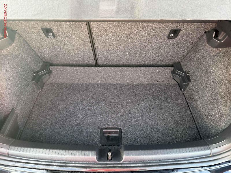 Volkswagen Polo (2018) 1.0TSi, 2.maj,ČR, AC, tempo - fotka 7 z 16