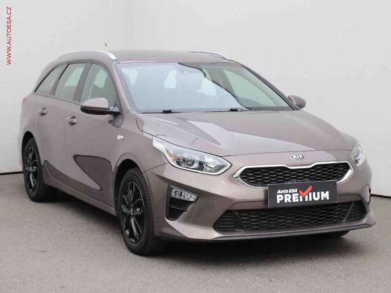 Kia Ceed (2019) 1.4 T-GDi, Vision, navi - fotka 1 z 3