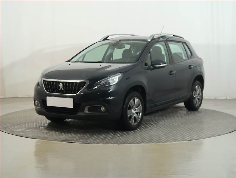 Peugeot 2008 (2019) Active 1.2 PureTech, Tempomat - fotka 2 z 15