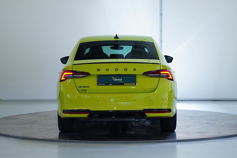 Škoda Octavia - fotka 6 z 30
