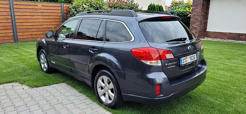 Subaru Outback 2.5 4x4 automat - fotka 24 z 28