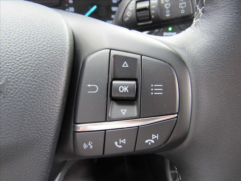 Ford Fiesta 1,0 92kW - fotka 20 z 28