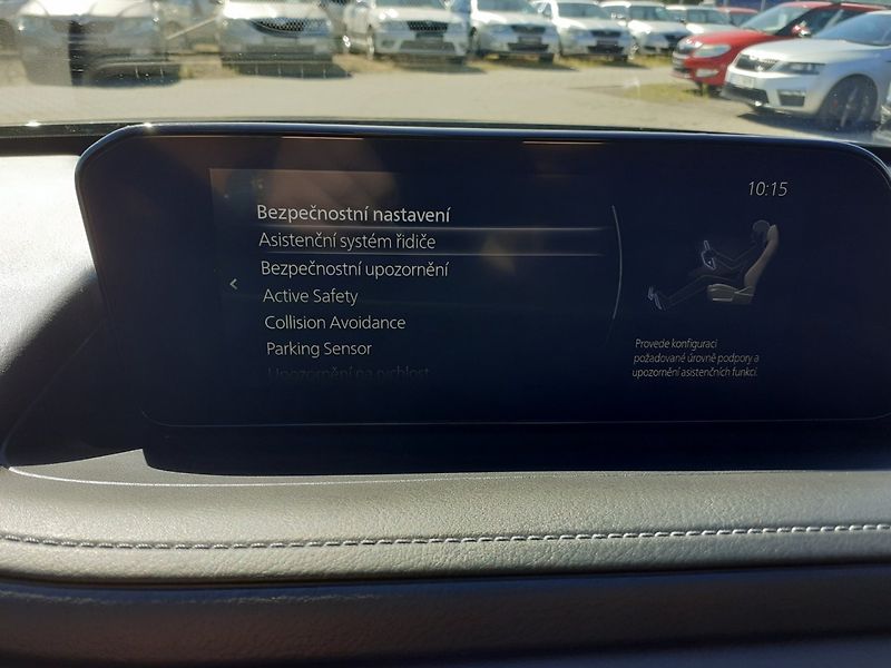Mazda CX-30 (2021) 2.0  Skyactiv 137kw - fotka 15 z 37