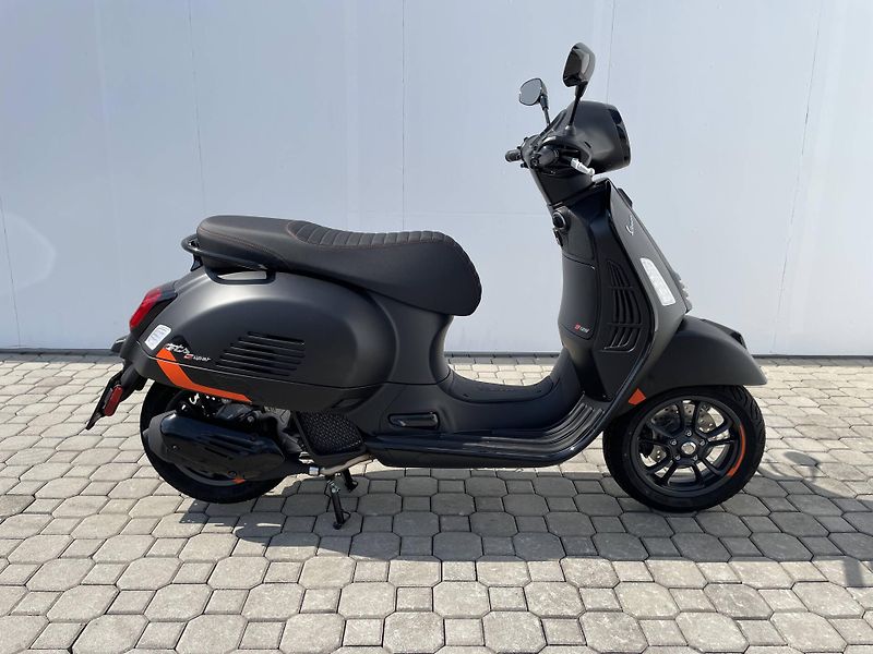 Vespa (2026) GTS 125 Super Sport EU5+ - fotka 2 z 12