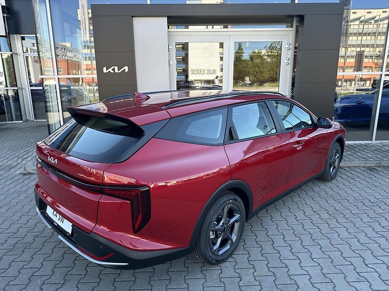 Kia K4 Sportswagon (2026) 1,6 T-GDi 7DCT 110 kW SPIN - fotka 3 z 6