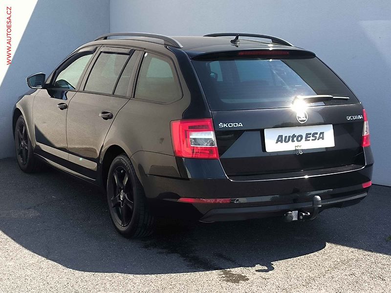 Škoda Octavia (2018) 1.5 TSI, Navi, AC, temp - fotka 6 z 22