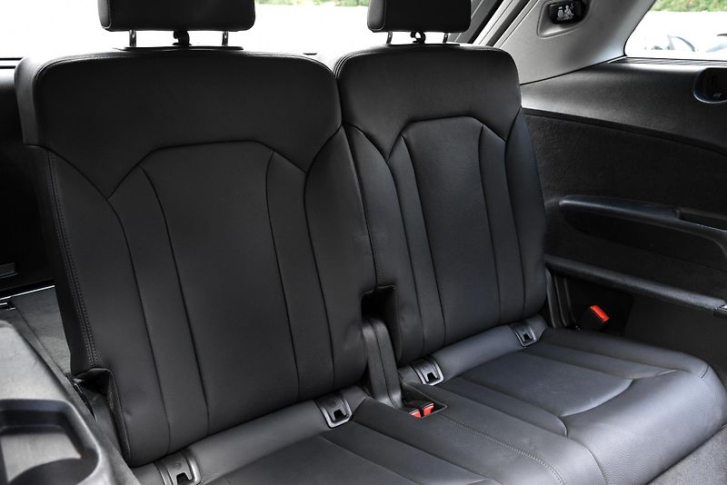 Audi Q7 3.0 TDI QUATTRO,VIRTUAL,7MÍST - fotka 37 z 50
