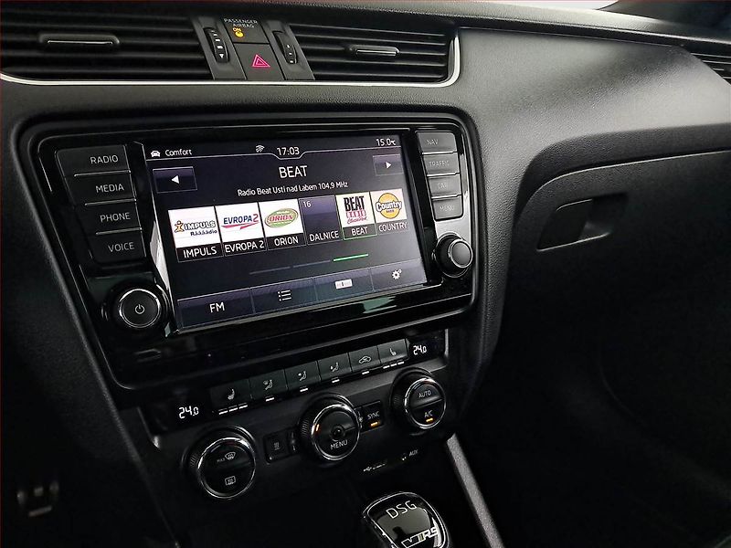 Škoda Octavia (2016) RS 2.0 TDI 4x4 DSG, 4X4 - fotka 12 z 18