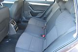 Škoda Octavia 1.6 TDI 4x4 KLIMA TAŽNÉ ČR - náhled 13
