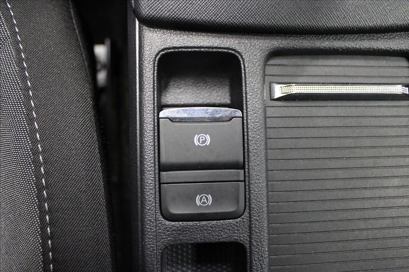 Škoda Octavia 2,0 TDI Ambition 1.majitel CZ - fotka 25 z 35
