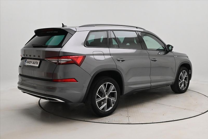 Škoda Kodiaq 1,5 TSI 110 kW SportLine Záruk - fotka 5 z 30