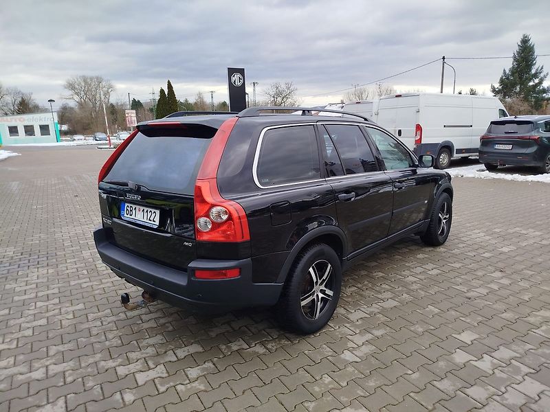 Volvo XC90 - fotka 4 z 28