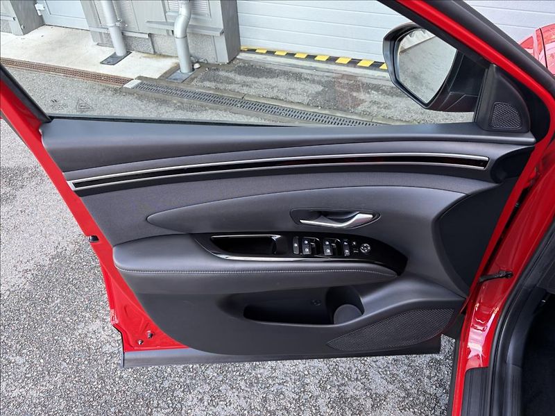 Hyundai Tucson 1,6 T-GDI  Smart Navi - fotka 8 z 25