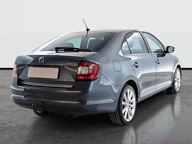 Škoda Rapid (2017) 1.0 TSI, Navi, Bi-Xenony - fotka 5 z 20