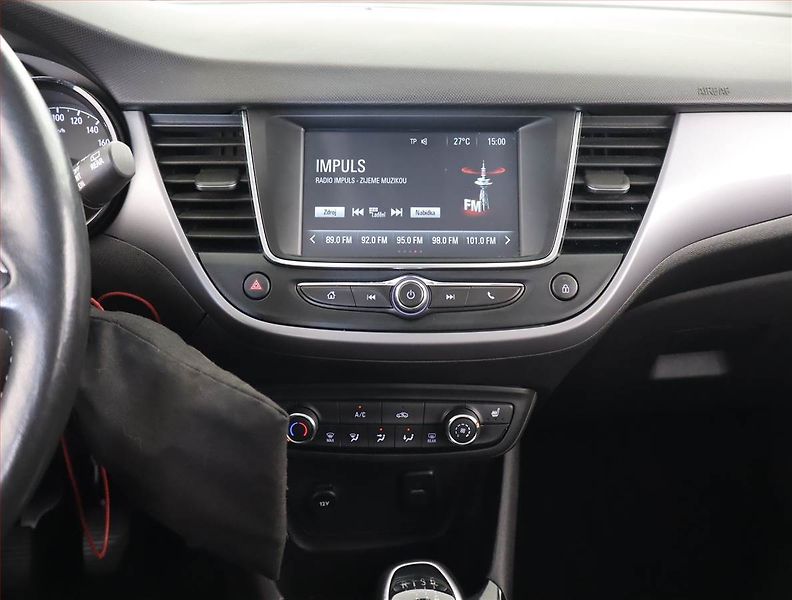 Opel Crossland X (2024) 1.2 Turbo, ČR,1.maj - fotka 12 z 20