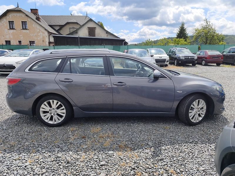 Mazda 6 (2008) - fotka 28 z 31
