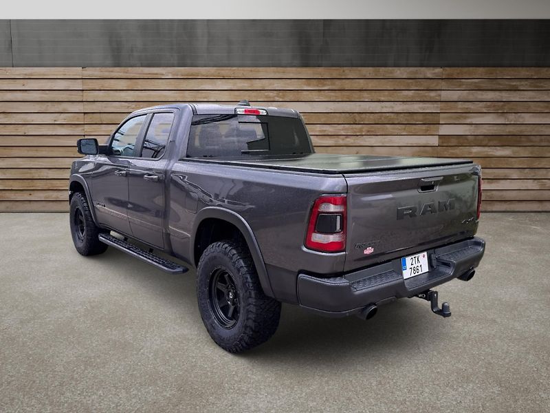 Dodge RAM (2019) +HEMI+REBEL+FUEL+LIFT+ - fotka 5 z 20