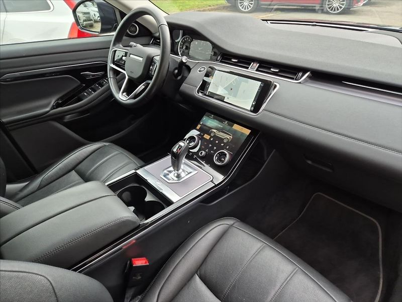 Land Rover Range Rover Evoque 2,0 D200 SE - fotka 14 z 18