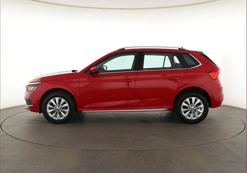 Škoda Kamiq (2021) Style 1.0 TSI, ČR,1.maj - fotka 3 z 19