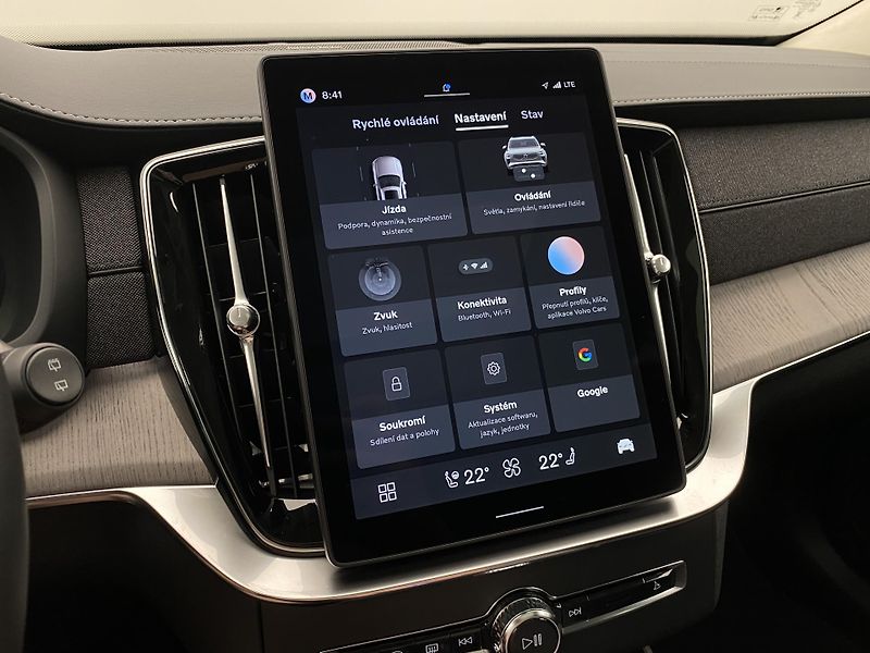 Volvo XC90 (2026) B5 AWD AUT BRIGHT ULTRA 7míst - fotka 48 z 71