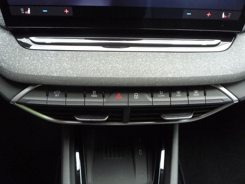 Škoda Octavia (2024) 2,0TDi 110kW DSG Top Selection - fotka 15 z 18