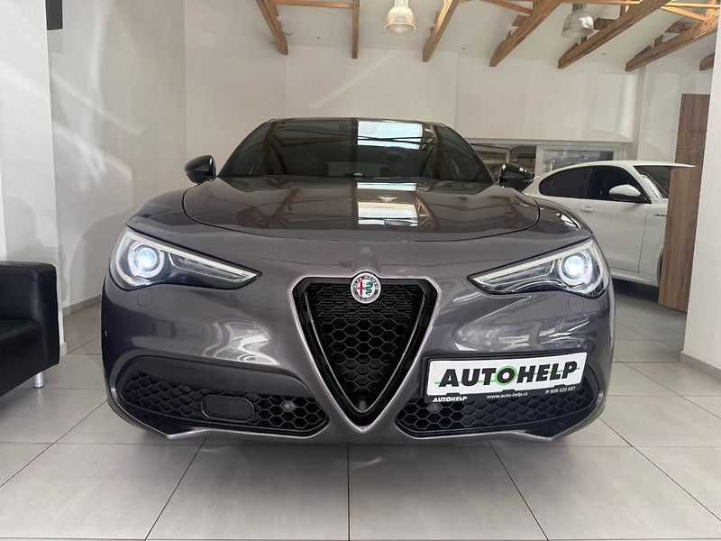 Alfa Romeo Stelvio (2021) 2.2 210 HP Veloce 8AT Q4 - fotka 2 z 30