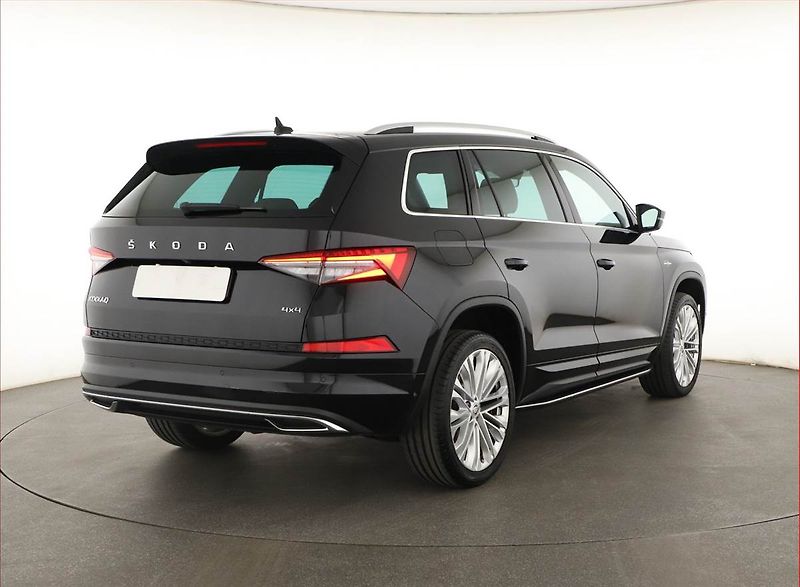 Škoda Kodiaq (2023) 2.0 TDI 4x4 - fotka 5 z 20