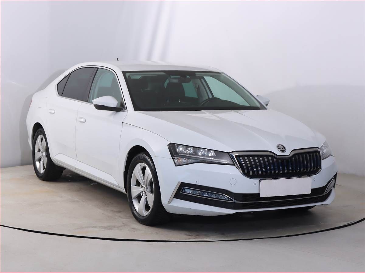 Škoda Superb Business Plus iV 1.4 TSI PHEV