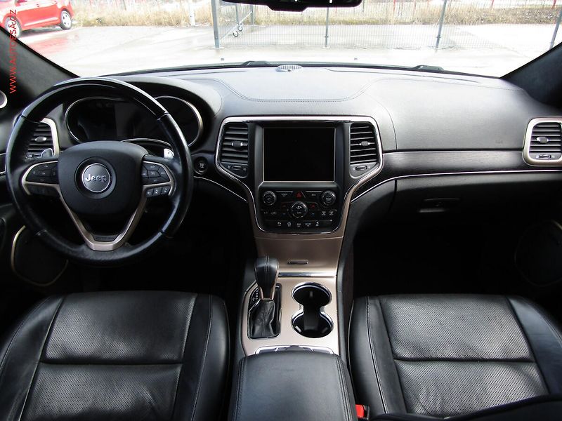 Jeep Grand Cherokee (2016) 3.0 CRD 4WD, ČR, Summit, AT - fotka 8 z 21