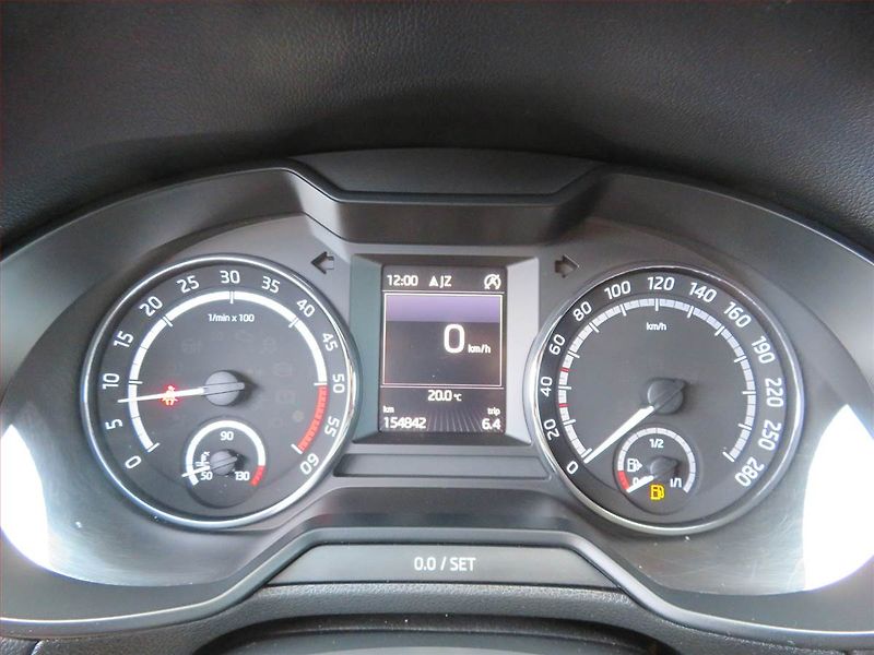Škoda Octavia (2016) RS 2.0 TDI, Kůže, Navi - fotka 11 z 17