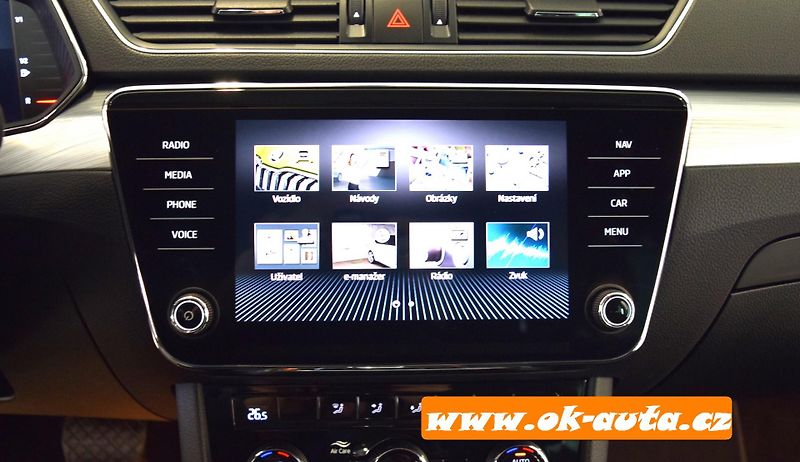 Škoda Superb 1.4 TSI iV DSG 160 kW PRAV.SER - fotka 46 z 63