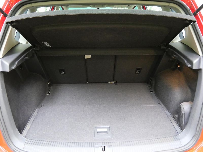 Volkswagen Golf Sportsvan - fotka 23 z 23