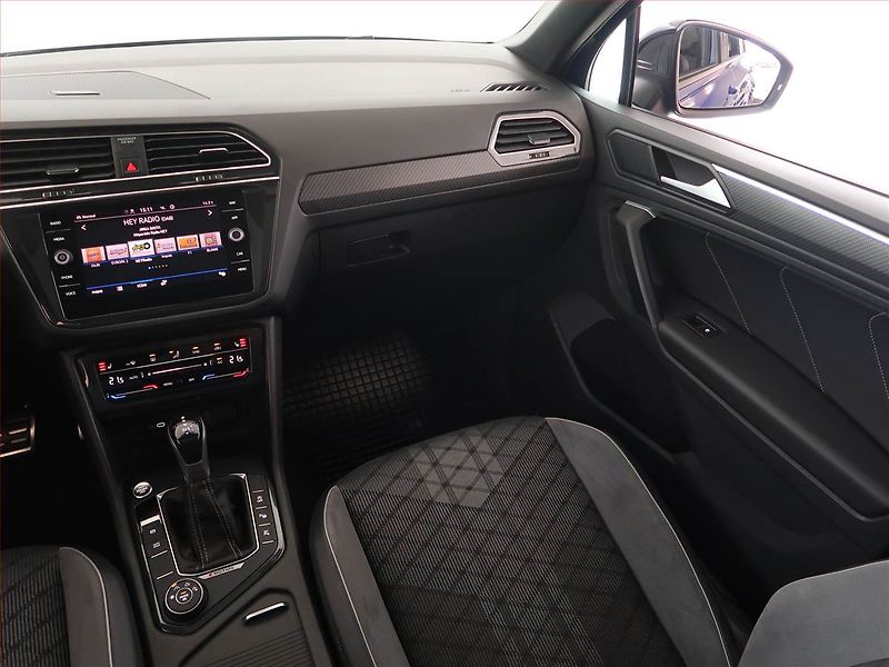 Volkswagen Tiguan (2023) R-Line 2.0 TDI - fotka 8 z 24