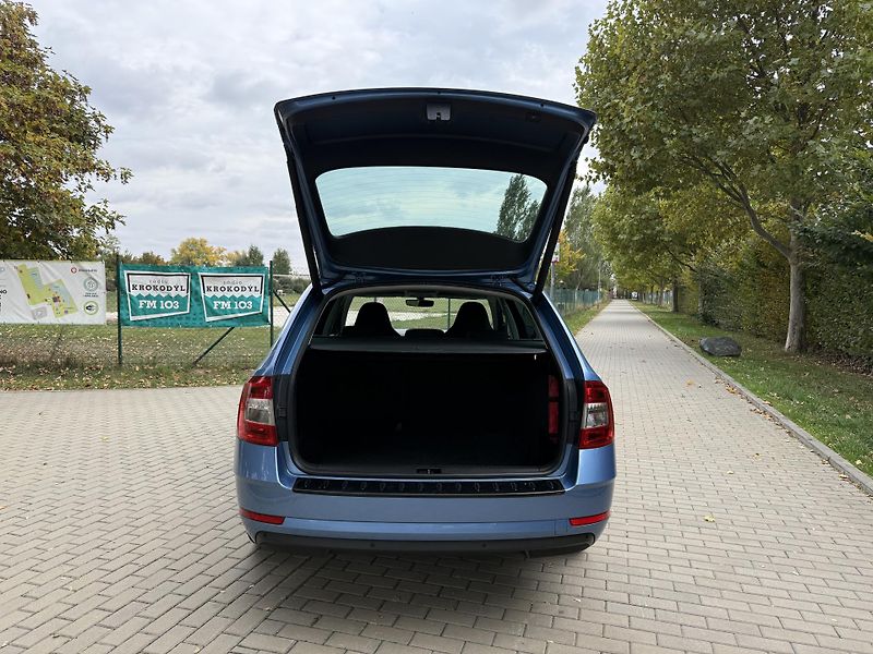 Škoda Octavia 2.0 TSi STYLE DSG - fotka 18 z 35