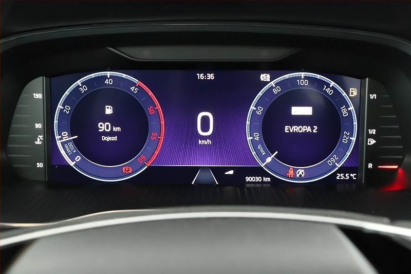 Škoda Octavia (2023) Style 2.0 TDI, ČR,1.maj - fotka 8 z 20